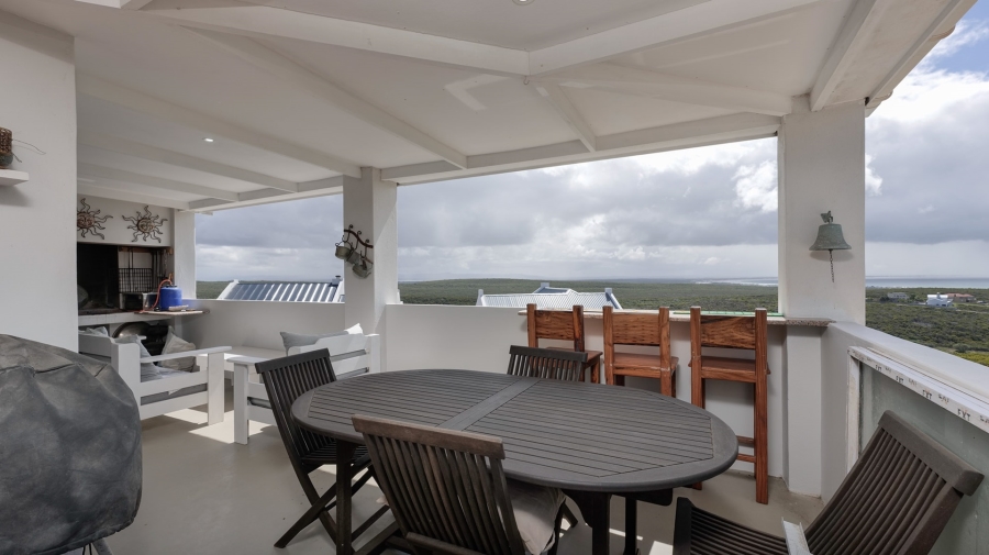 4 Bedroom Property for Sale in Agulhas Western Cape